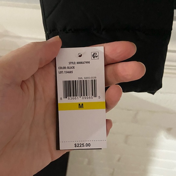 Michael Kors black puffer jacket NEW with tags - Picture 4 of 4